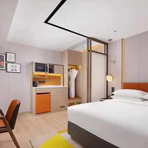 Comfort King Room